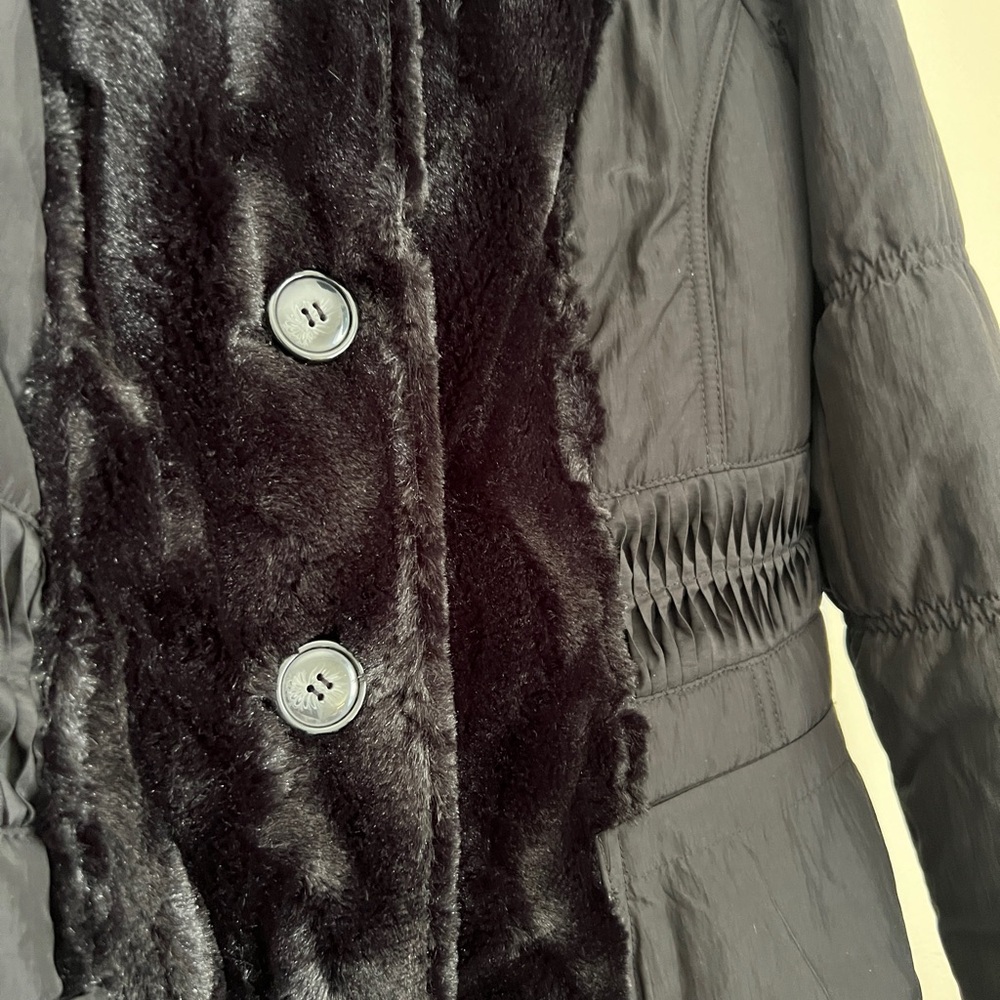 Montanaco NWT Black Coat with Faux Fur Trim-Small - Picture 6 of 9